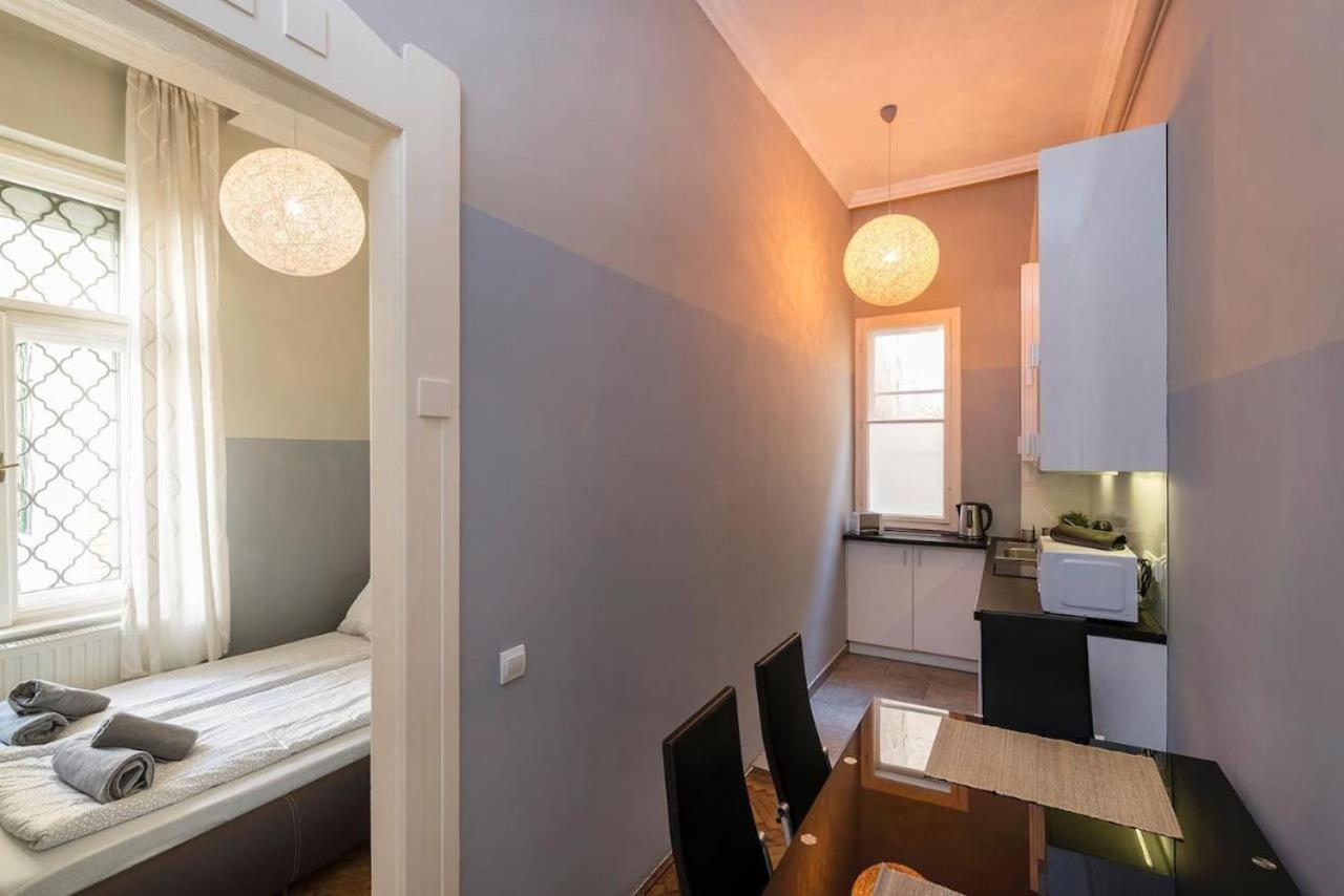 Vaci Street Apartments ブダペスト エクステリア 写真