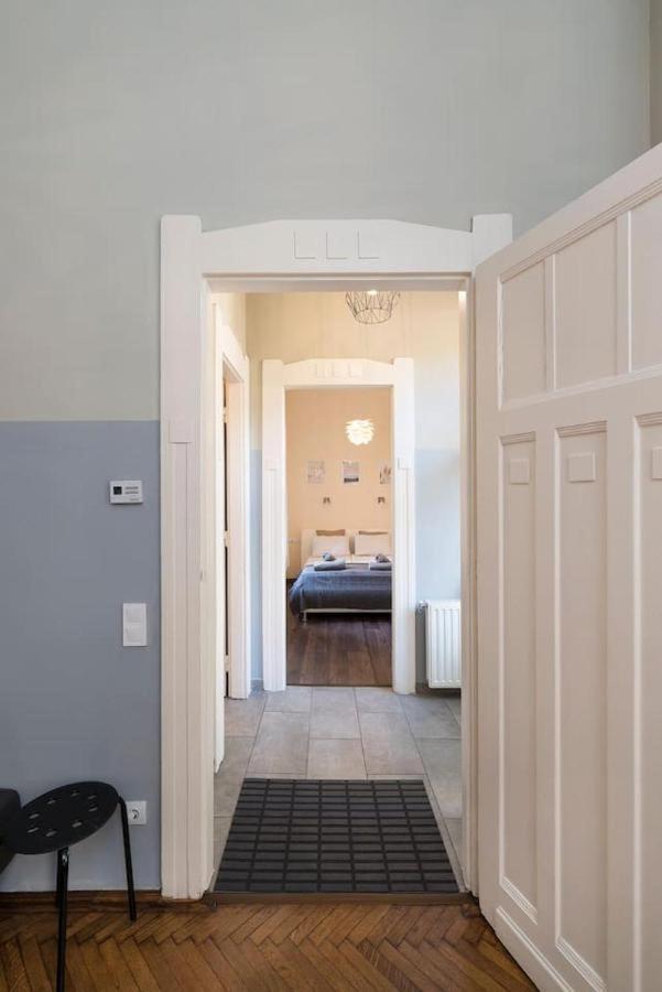 Vaci Street Apartments ブダペスト エクステリア 写真